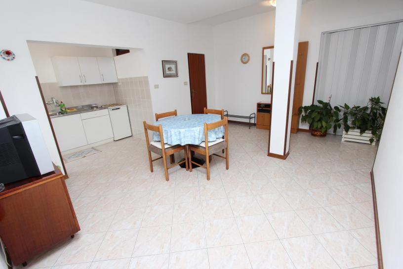 Apartments Fabris โรวีน ภายนอก รูปภาพ