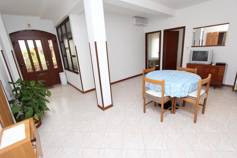 Apartments Fabris โรวีน ภายนอก รูปภาพ
