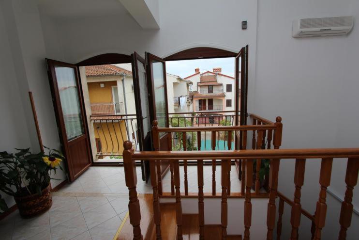 Apartments Fabris โรวีน ภายนอก รูปภาพ